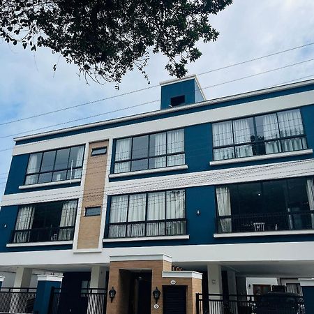 Residencial Vila Das Canoas Bombinhas Buitenkant foto